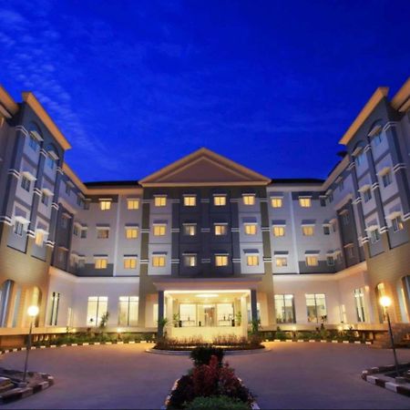 Swiss-Belinn 판칼란분 외부 사진