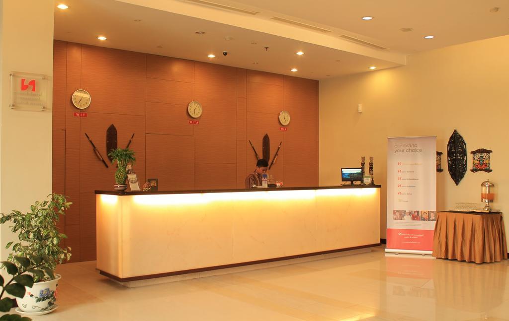 Swiss-Belinn 판칼란분 외부 사진