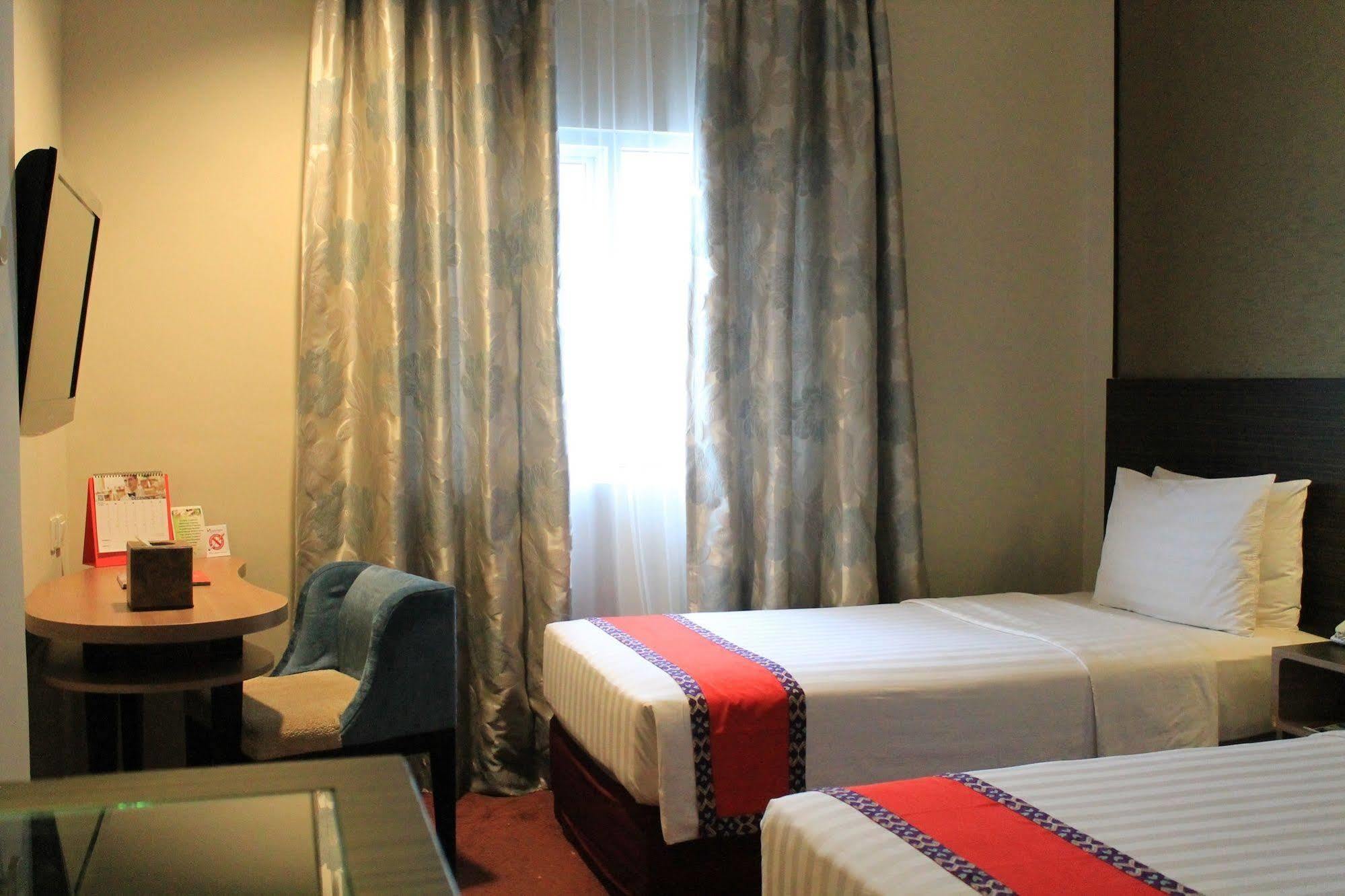 Swiss-Belinn 판칼란분 외부 사진